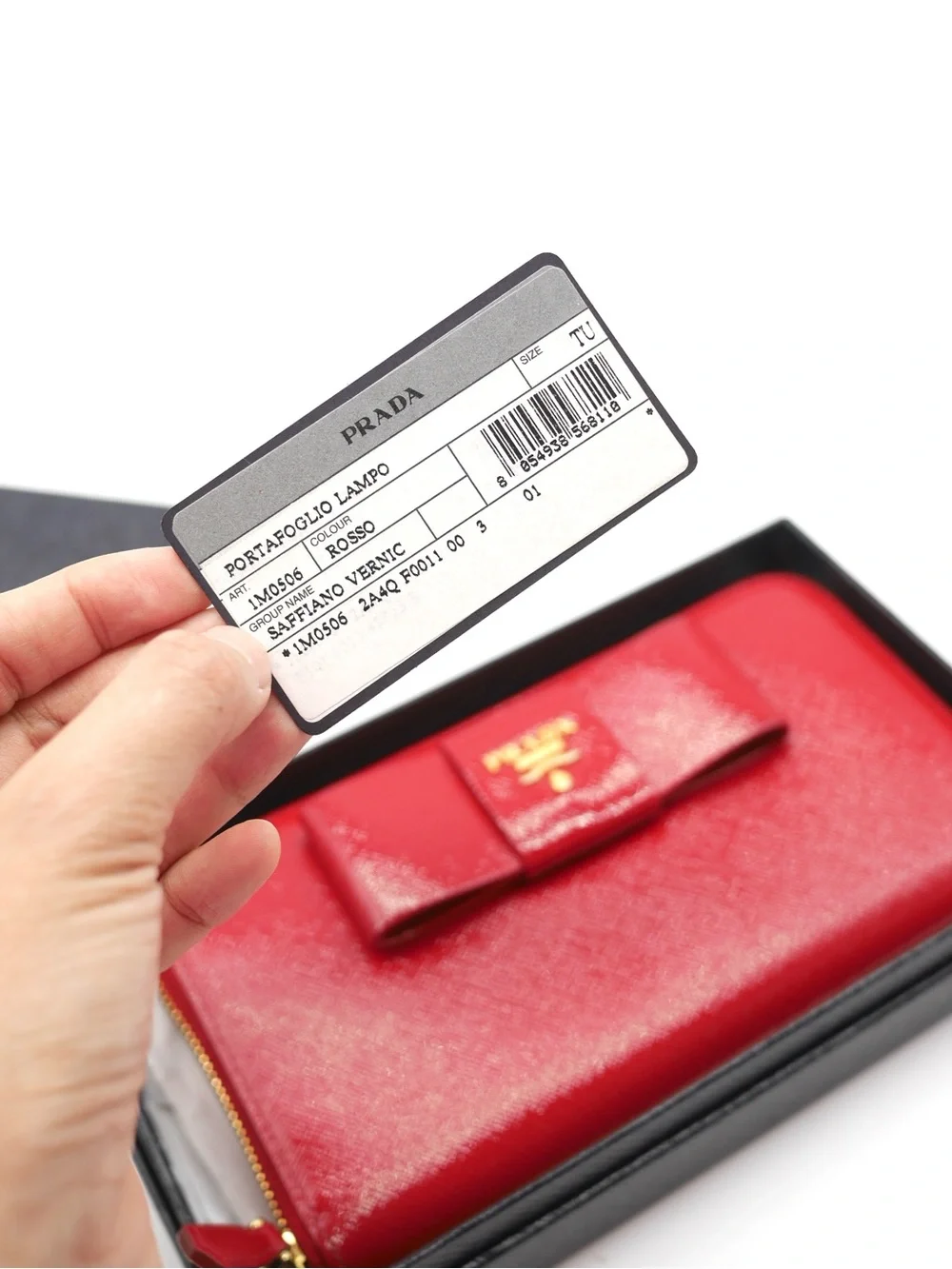 🍓PRADA Saffiano Red Wallet